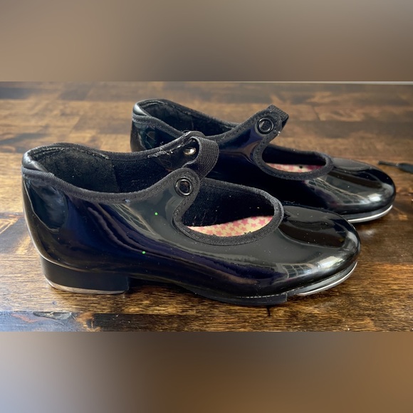 Black Patent CAPEZIO Tap Shoes Size 10M Tele Tone Tap N625C Elastic No Laces - Picture 3 of 7